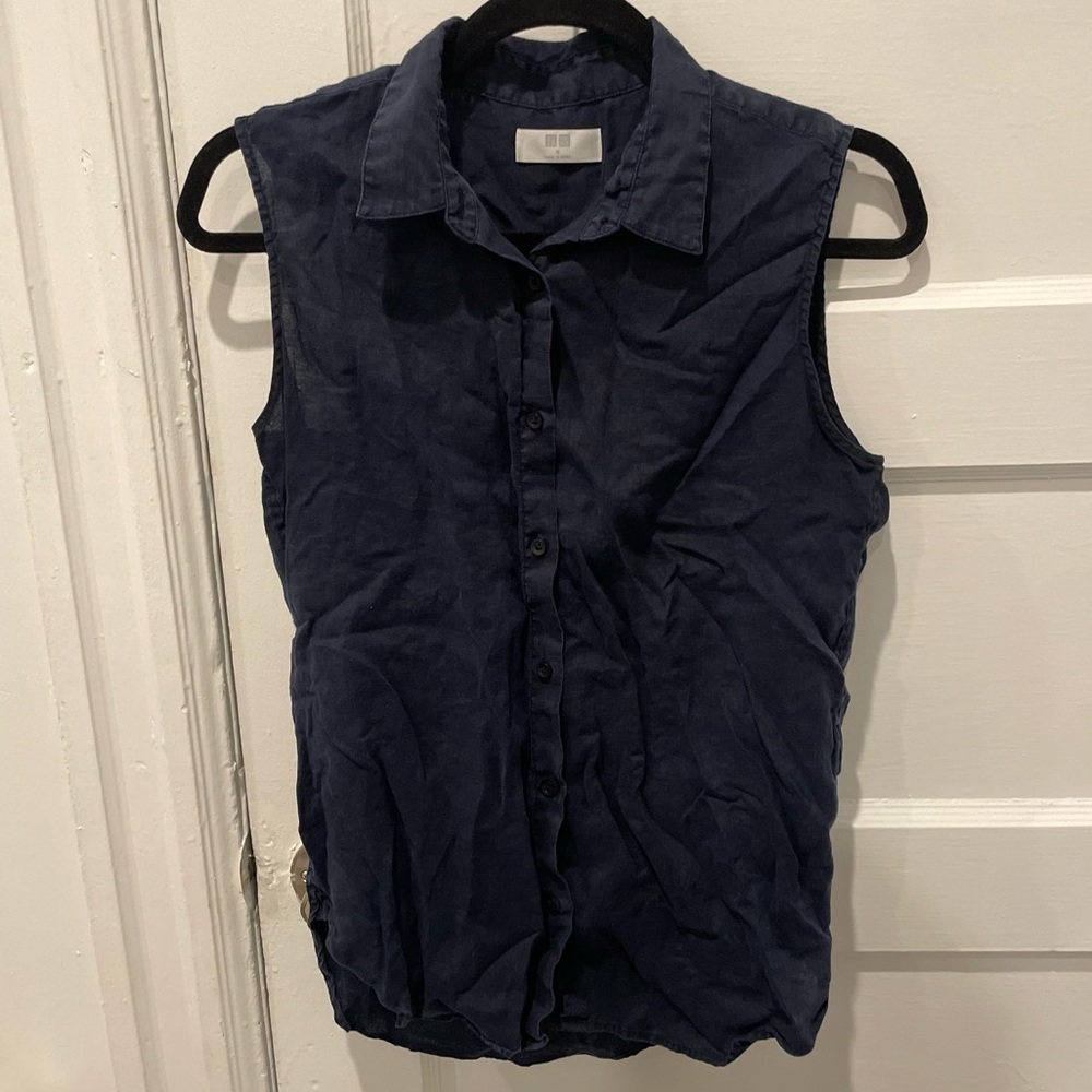Uniqlo navy linen tank
